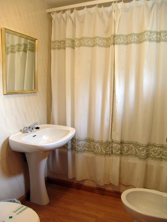 Hostal Pirineos Sarvisé Pokój zdjęcie